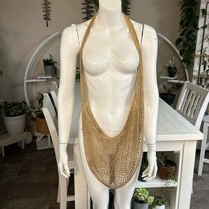 Bilum bag handwoven with hand foraged. With natural fibers PNG